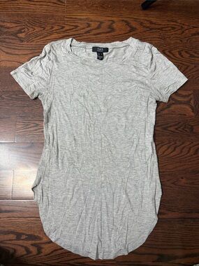 SWS Short-Sleeve Crewneck Tee in Heather Gray